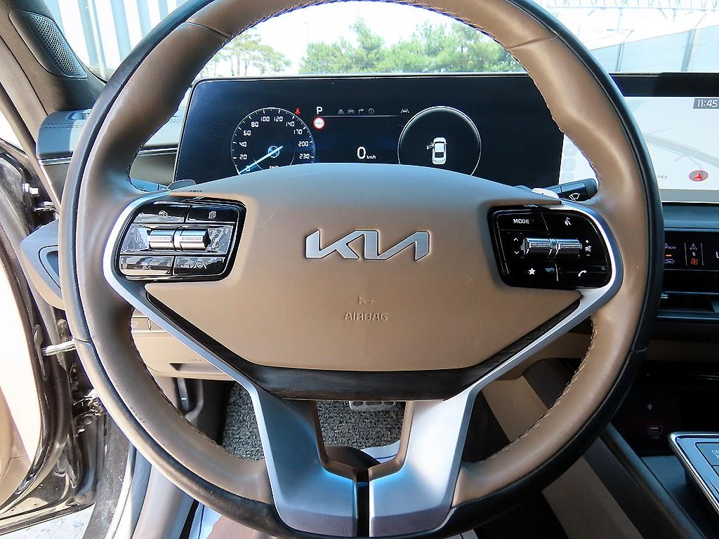KIA K8 - Vista 8