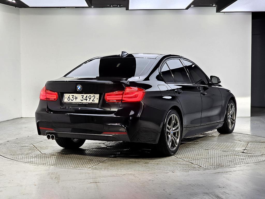 BMW 3 series - Vista 4
