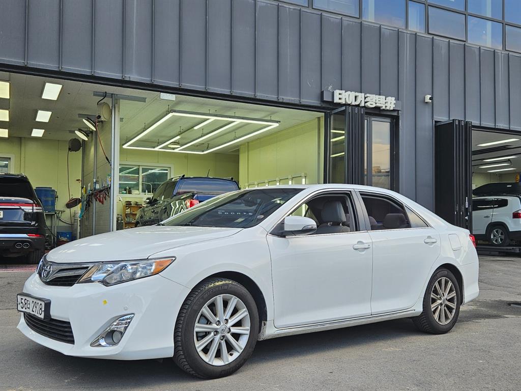 Toyota Camry 2013 Blanco - Importación desde Corea - HF Imports Iquique - Foto 1