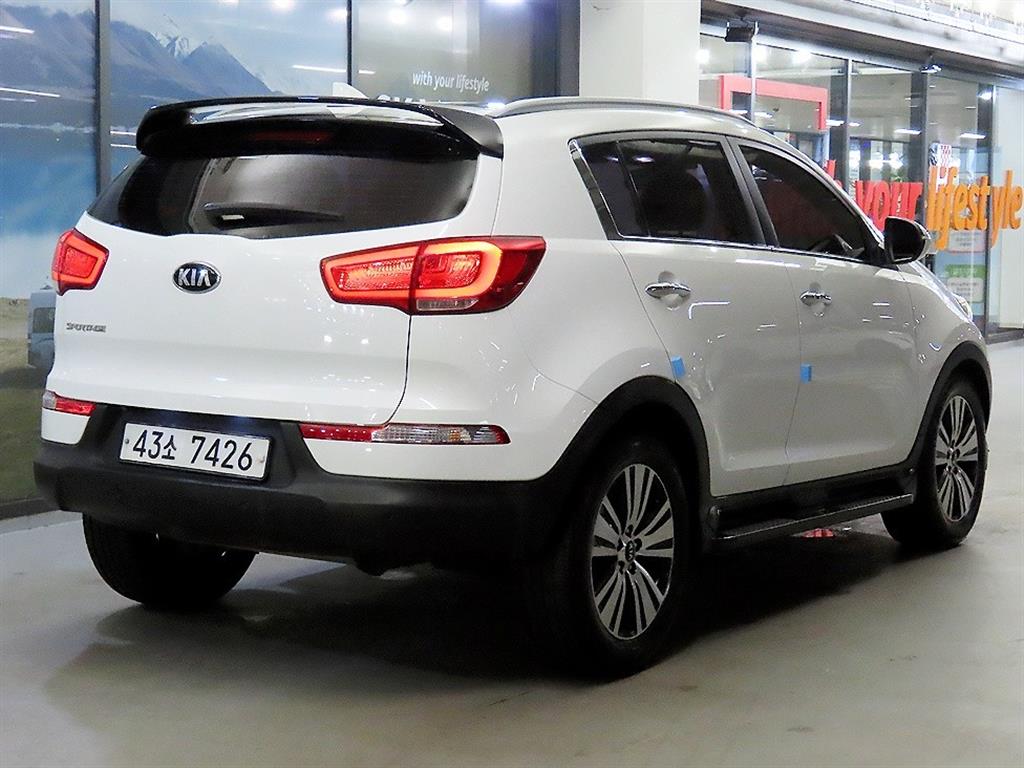KIA Sportage - Vista 4