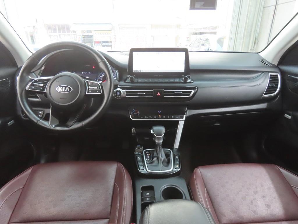 KIA Seltos - Vista 7