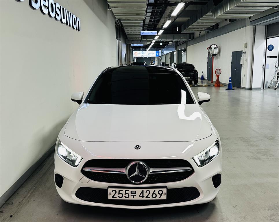 Mercedes Benz A Class 2020 Blanco - Importación desde Corea - HF Imports Iquique - Foto 1
