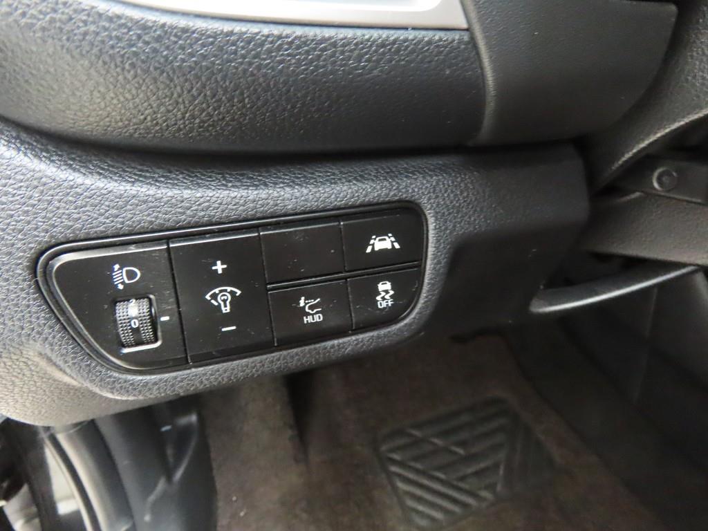 KIA Seltos - Vista 10