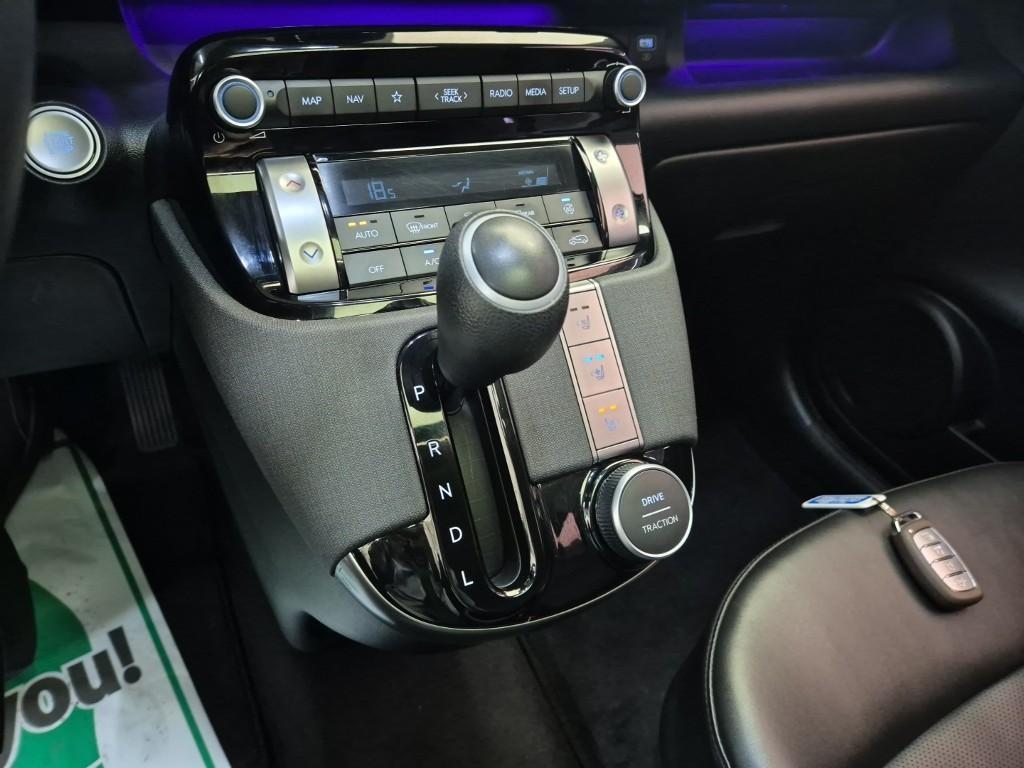 HYUNDAI Casper - Vista 8
