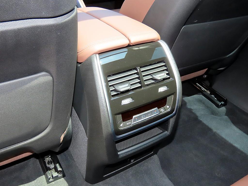 BMW X6 2024 Blanco - Importación desde Corea - HF Imports Iquique - Foto 16