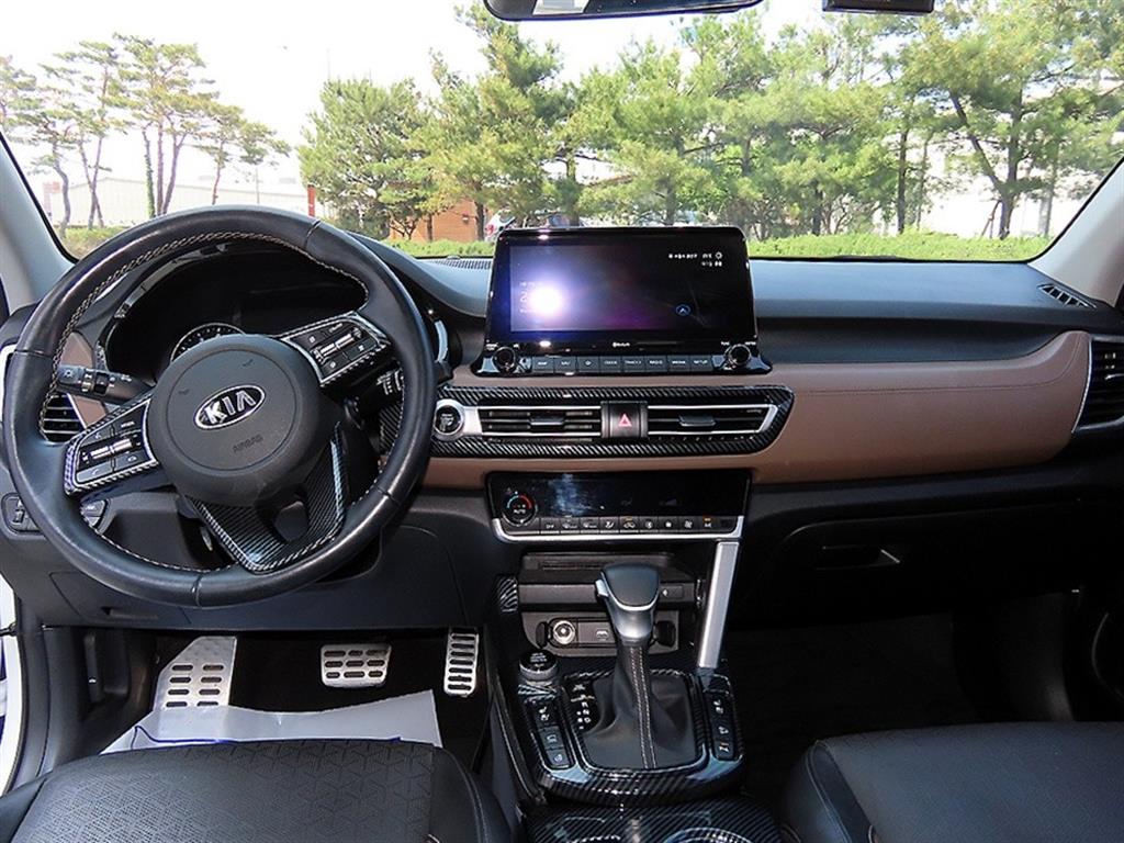 KIA Seltos - Vista 7
