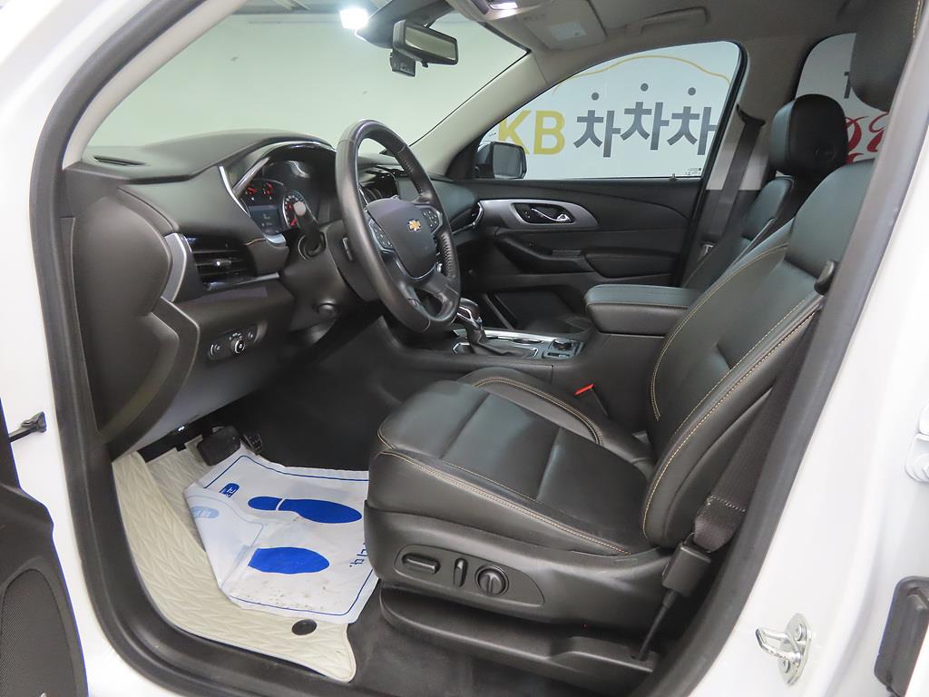 Chevrolet Travers - Vista 5