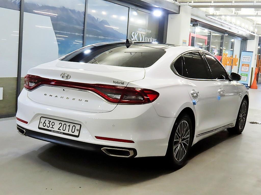 HYUNDAI Grandeur - Vista 4
