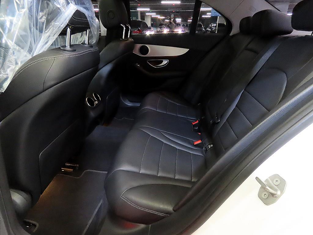 Mercedes Benz C Class - Vista 7