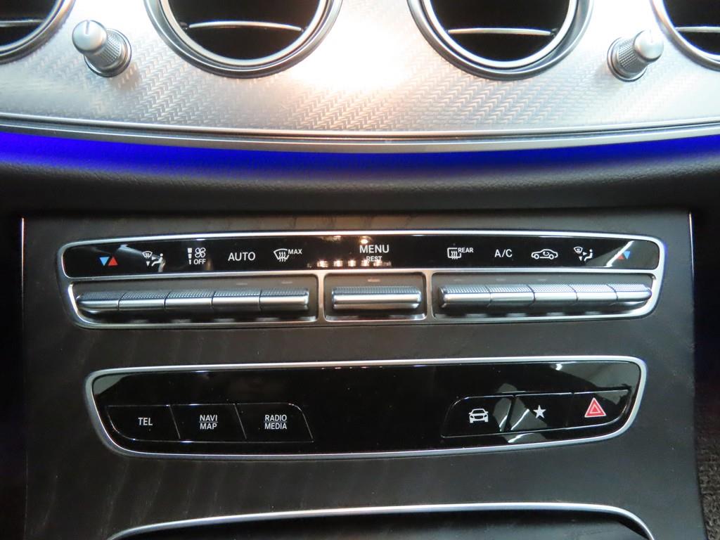 Mercedes Benz E class - Vista 11