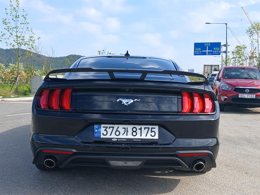 Ford Mustang - Vista 5