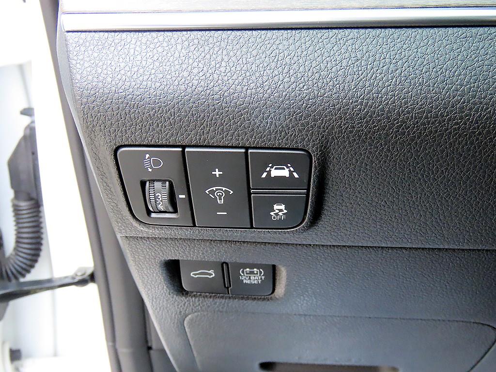 KIA K5 - Vista 12
