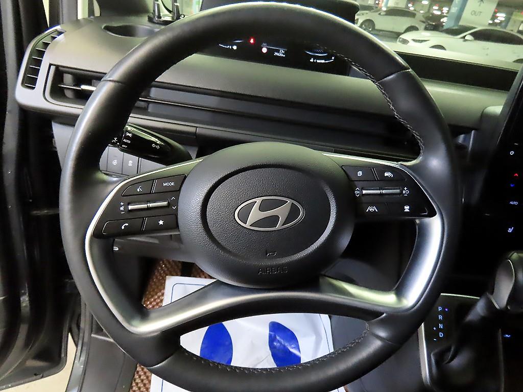 HYUNDAI Staria - Vista 8