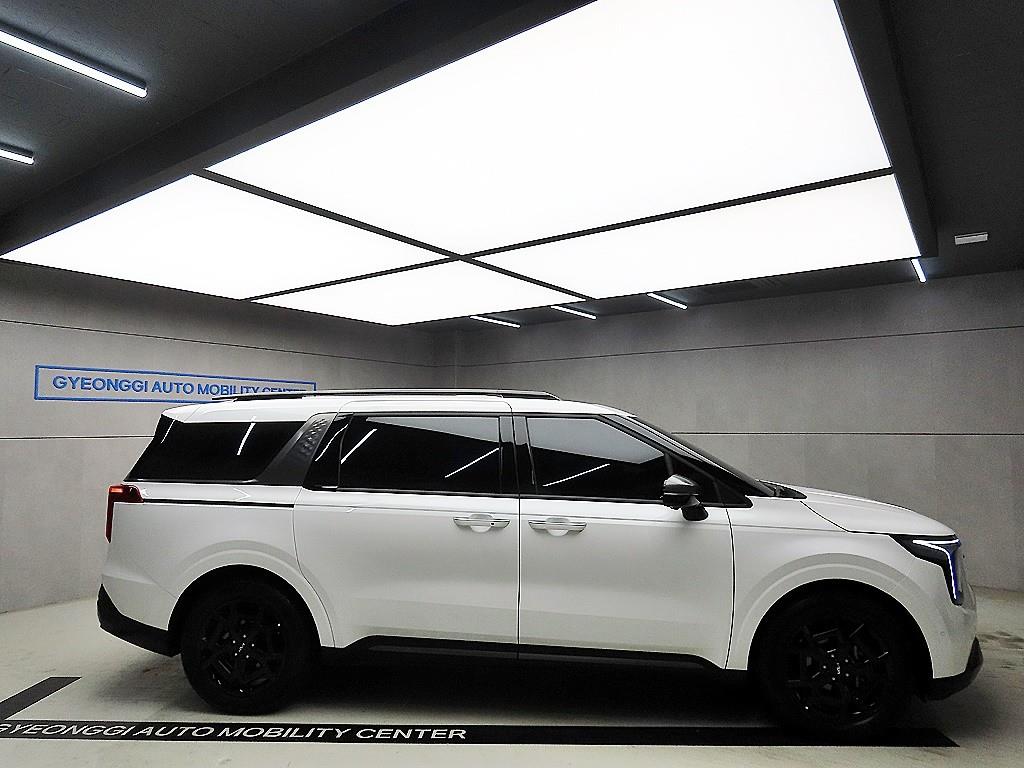 KIA Carnival - Vista 2