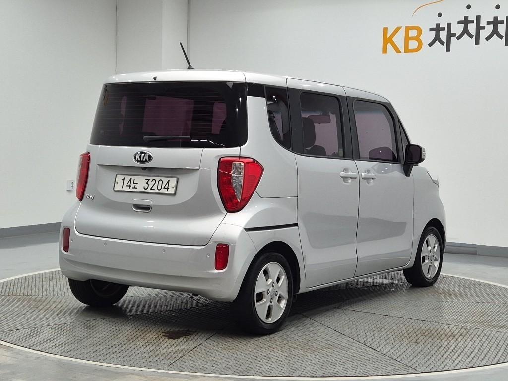 KIA Ray - Vista 4