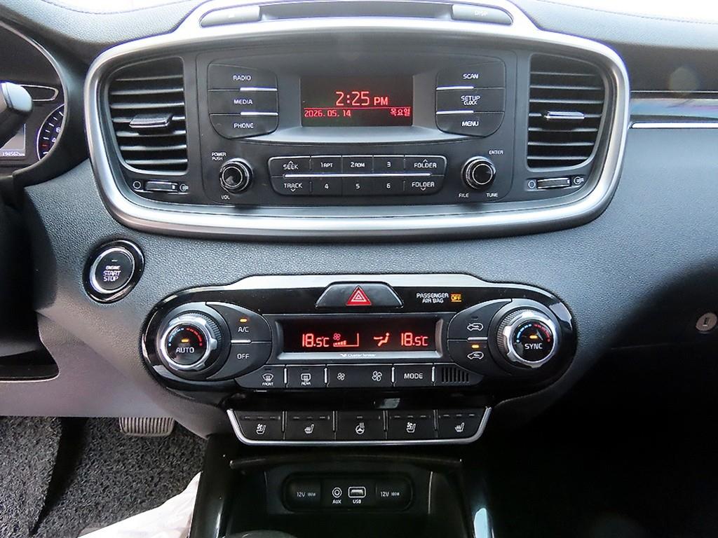 KIA Sorento - Vista 12