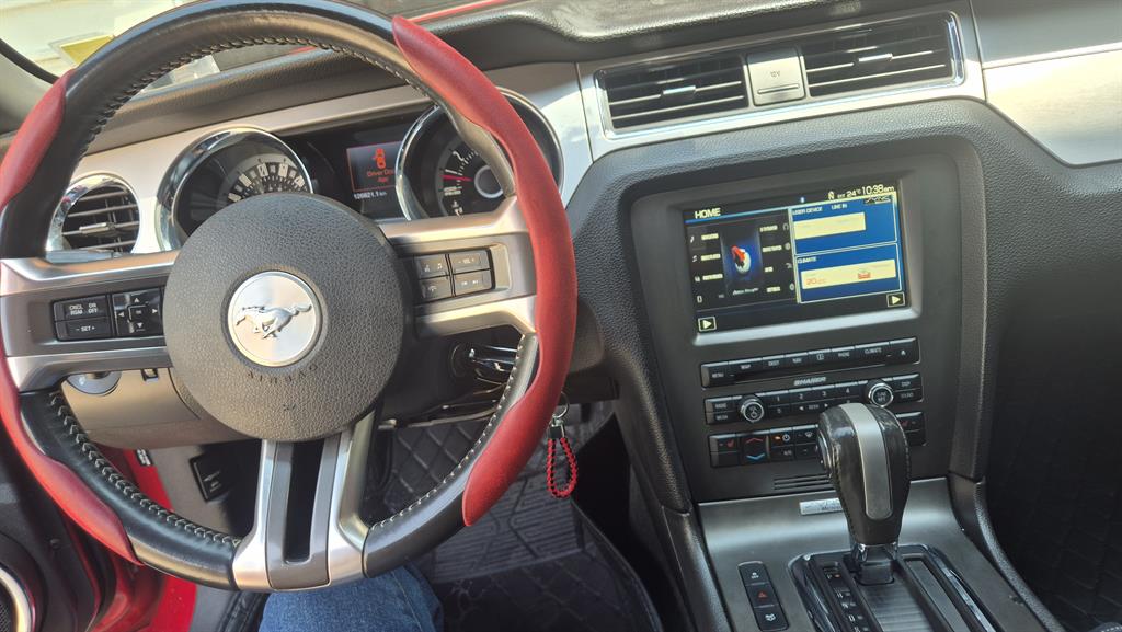 Ford Mustang - Vista 9