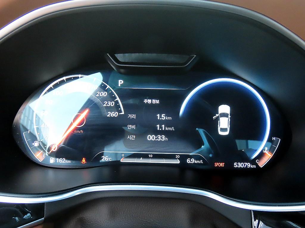 Genesis G80 - Vista 9