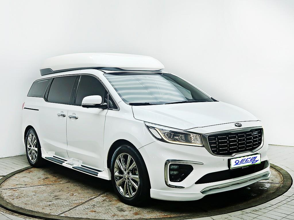 KIA Carnival - Vista 3