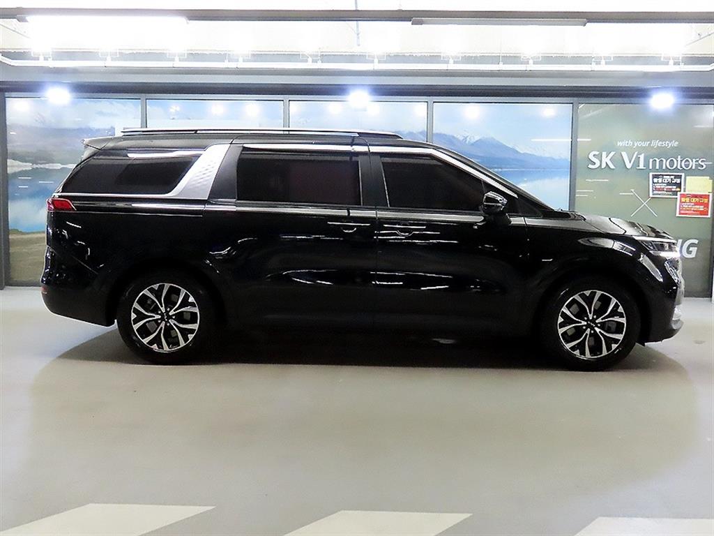 KIA Carnival - Vista 3