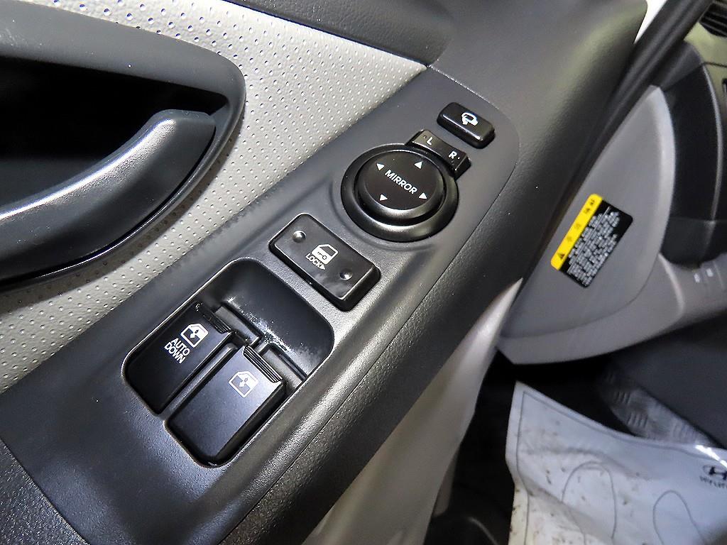HYUNDAI Starex 2021 Blanco - Importación desde Corea - HF Imports Iquique - Foto 13
