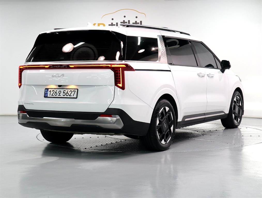 KIA Carnival - Vista 3