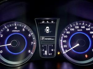 HYUNDAI Grandeur - Vista 12