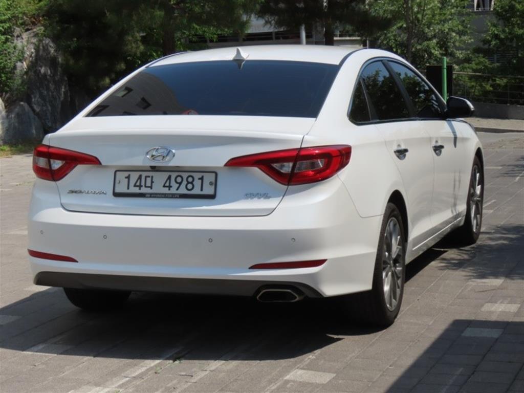 HYUNDAI Sonata - Vista 5