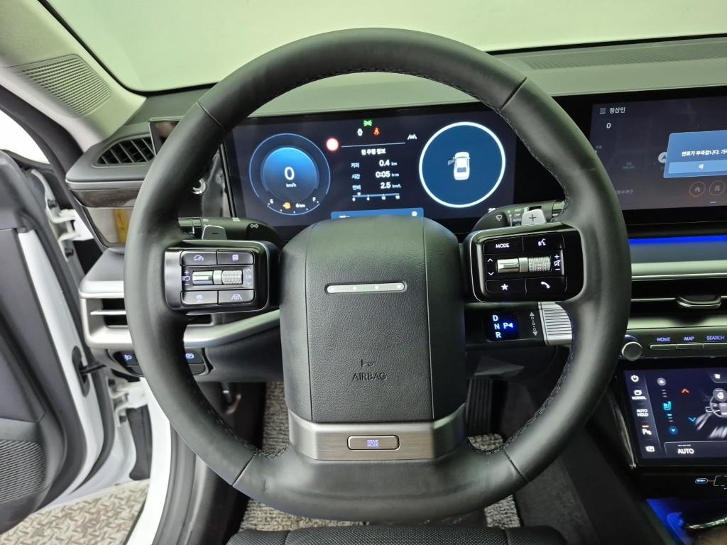 HYUNDAI Grandeur - Vista 9