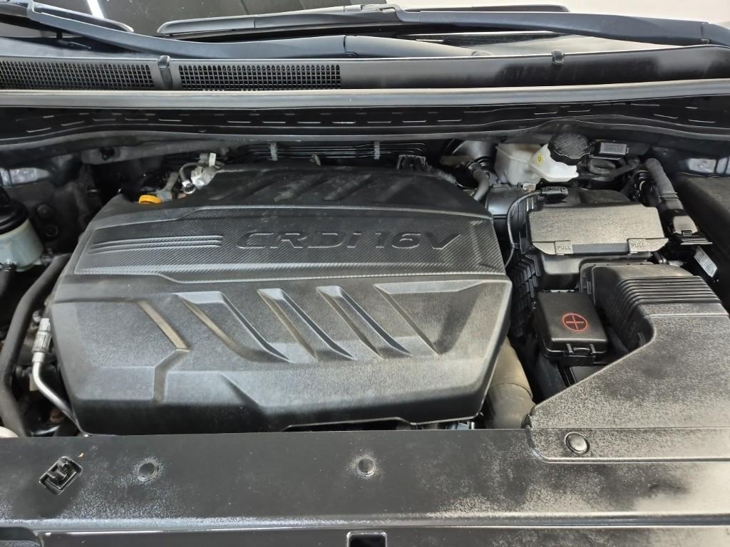 KIA Carnival - Vista 5