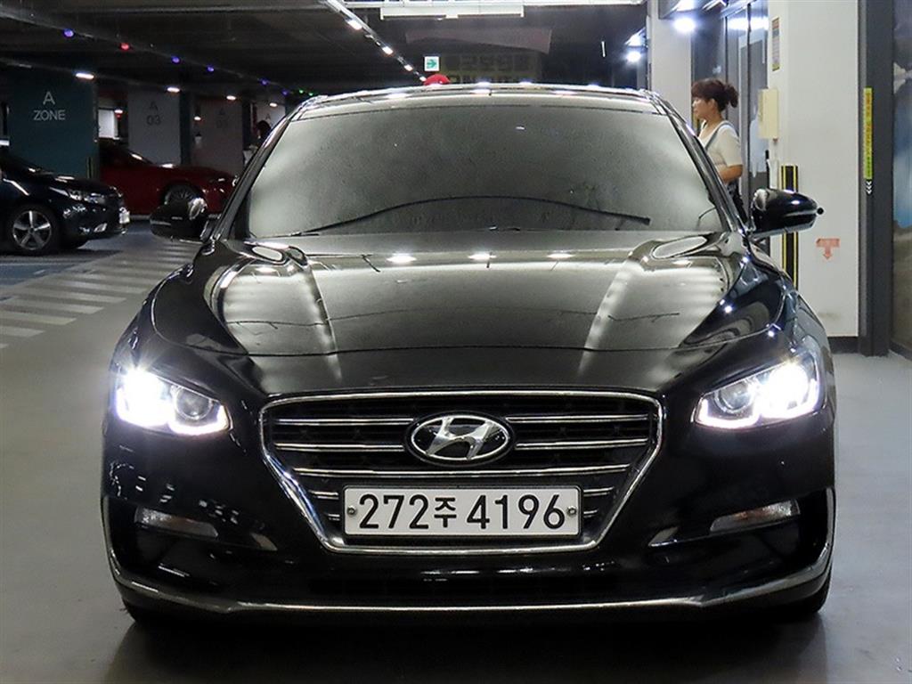 HYUNDAI Grandeur - Vista 2