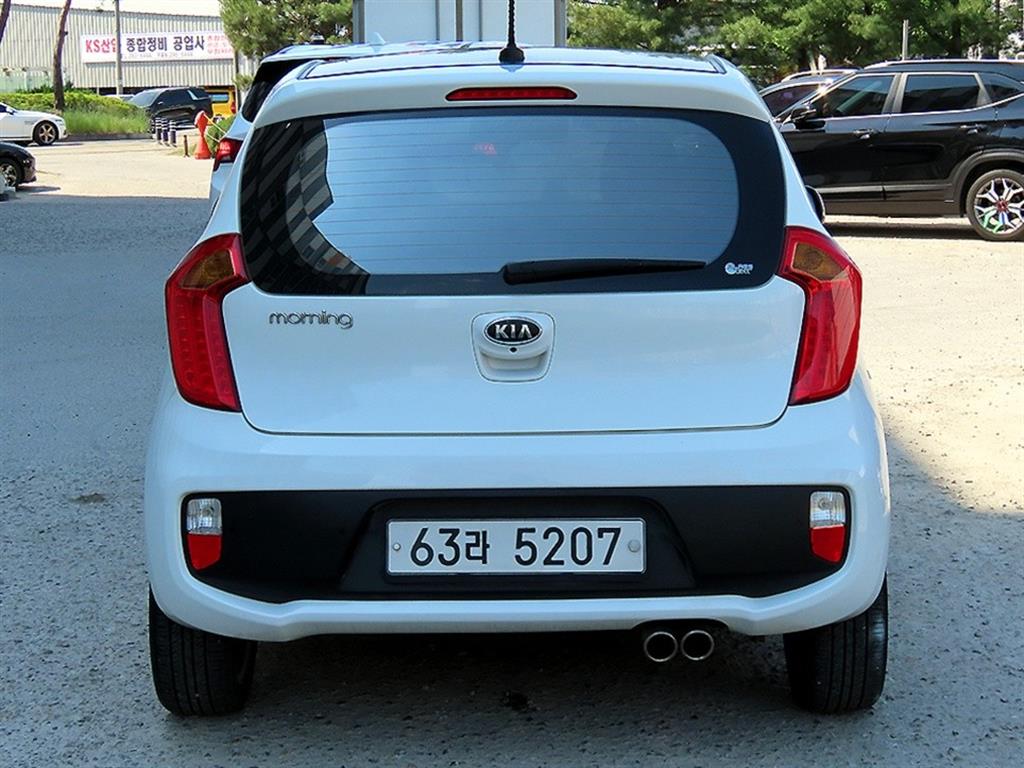 KIA Morning - Vista 4