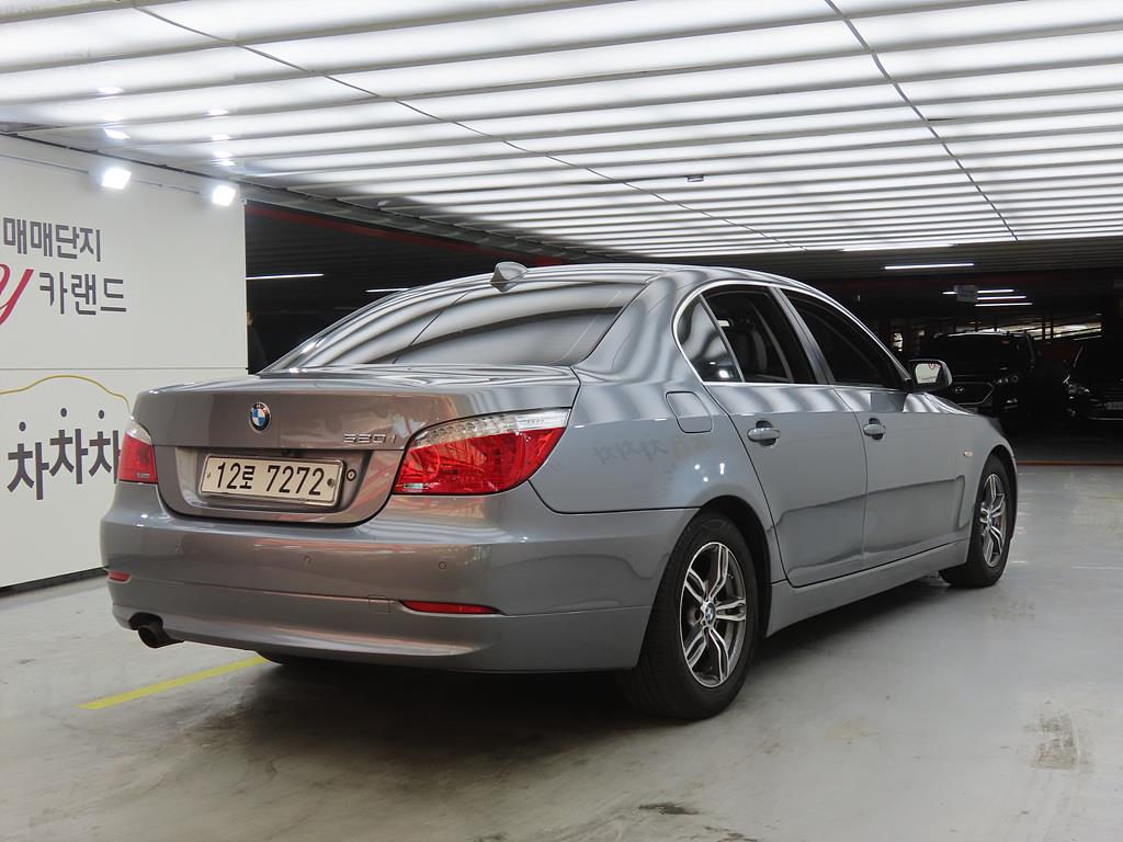 BMW 5 Series - Vista 4