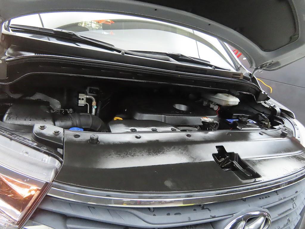 HYUNDAI Starex 2019 Gris - Importación desde Corea - HF Imports Iquique - Foto 19