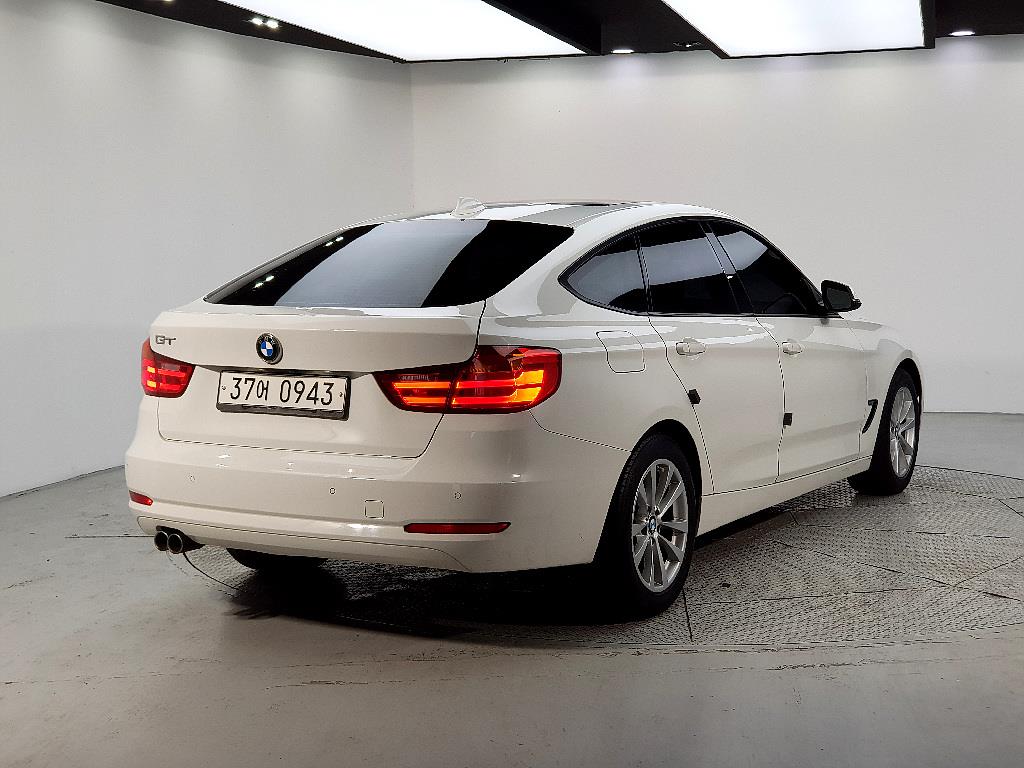 BMW Gran Turismo - Vista 4