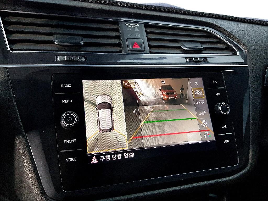 Volkswagen Tiguan - Vista 11