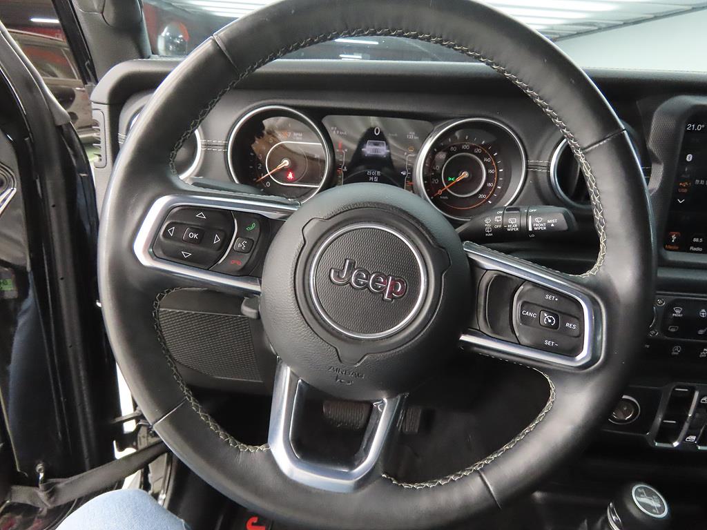 Jeep Wrangler - Vista 8