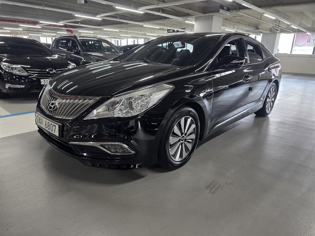 HYUNDAI Grandeur - Vista 3