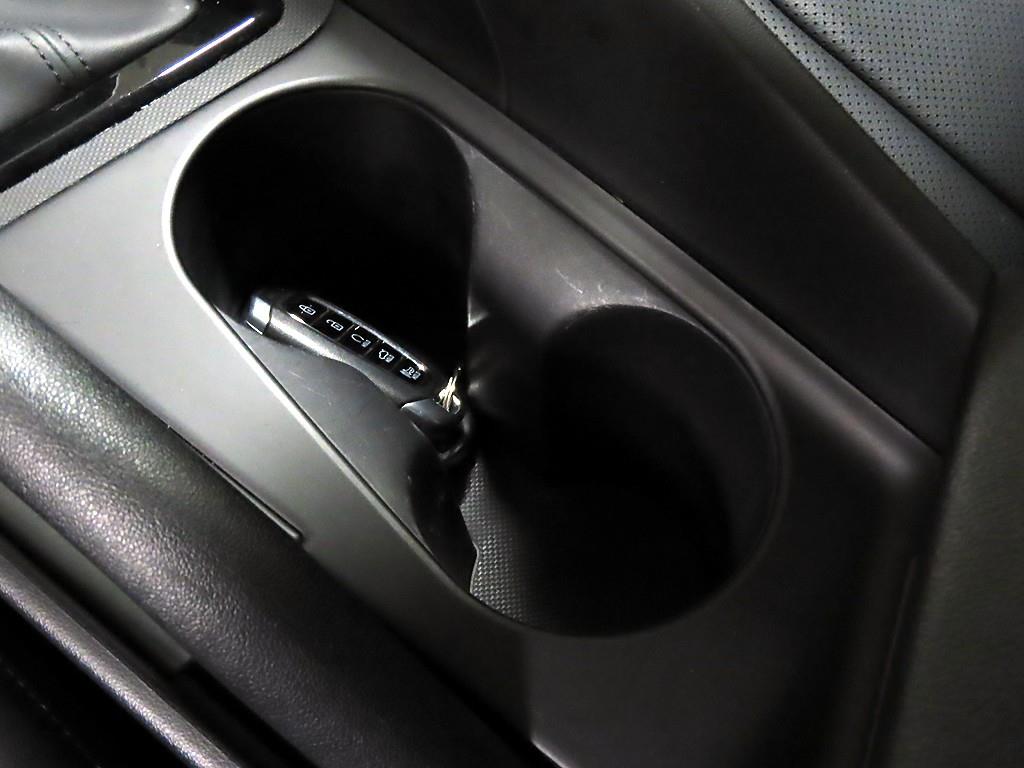 HYUNDAI Avante - Vista 11