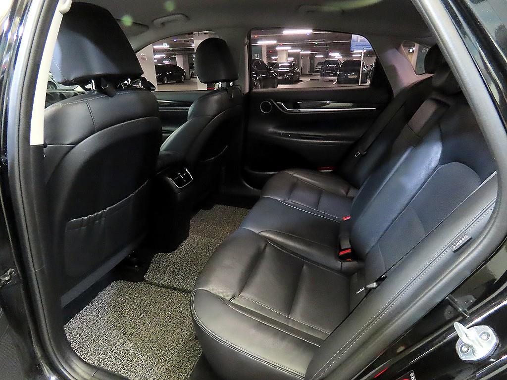 HYUNDAI Grandeur - Vista 7