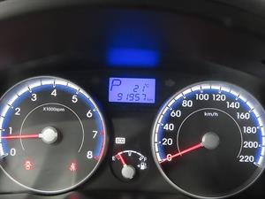 HYUNDAI Verna - Vista 12