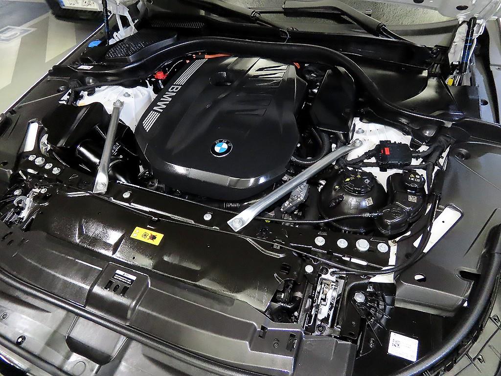BMW 5 Series 2025 Blanco - Importación desde Corea - HF Imports Iquique - Foto 19