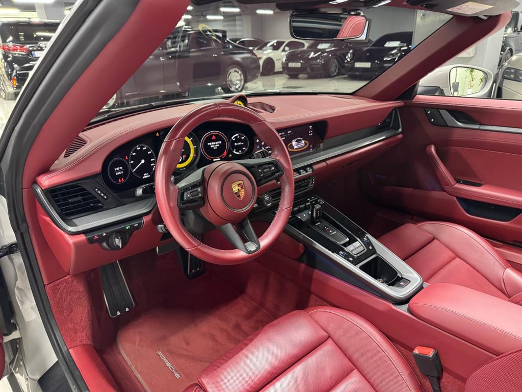 Porsche 911 - Vista 5