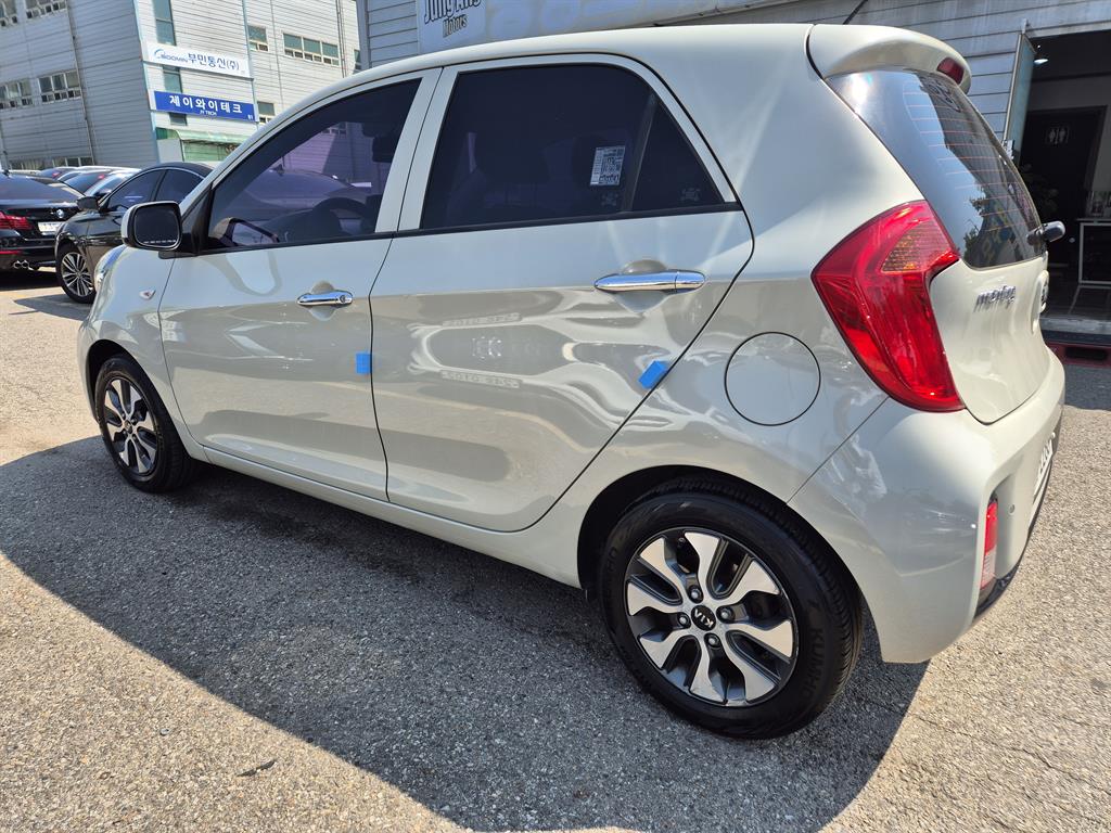KIA Morning - Vista 6