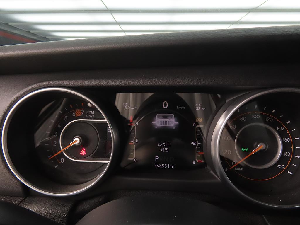 Jeep Wrangler - Vista 9