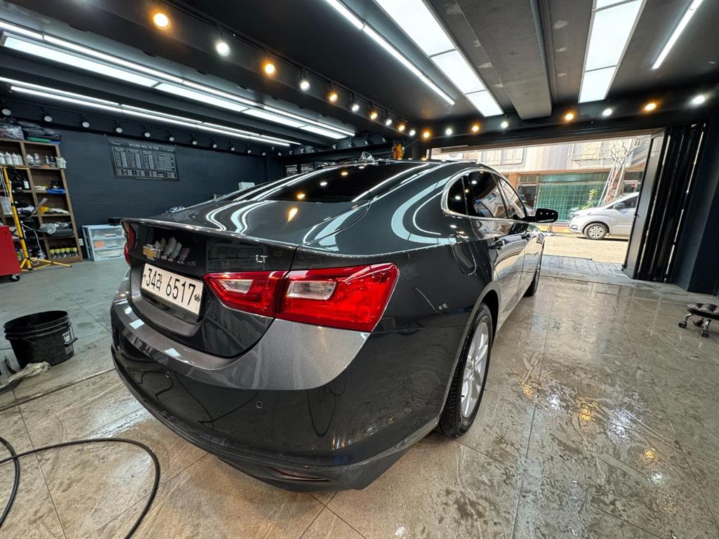 Chevrolet Malibu - Vista 4