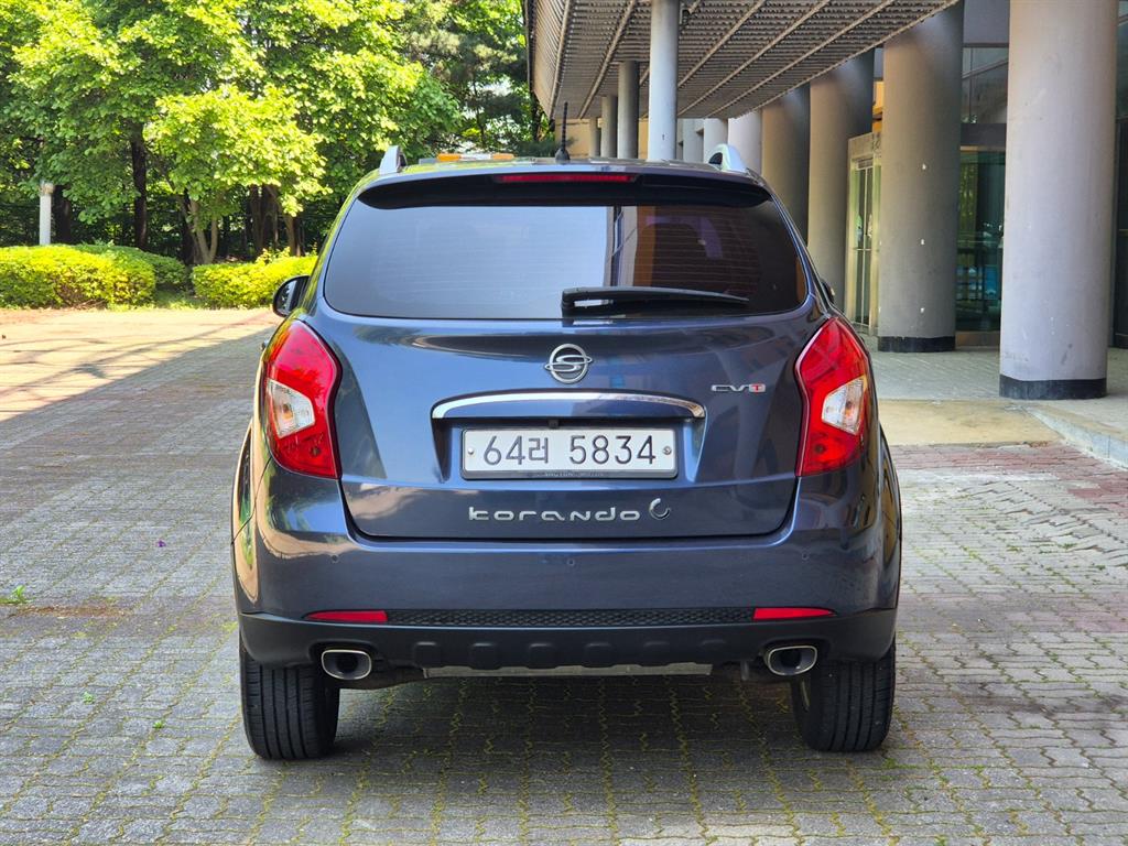 Ssangyong Korando - Vista 5