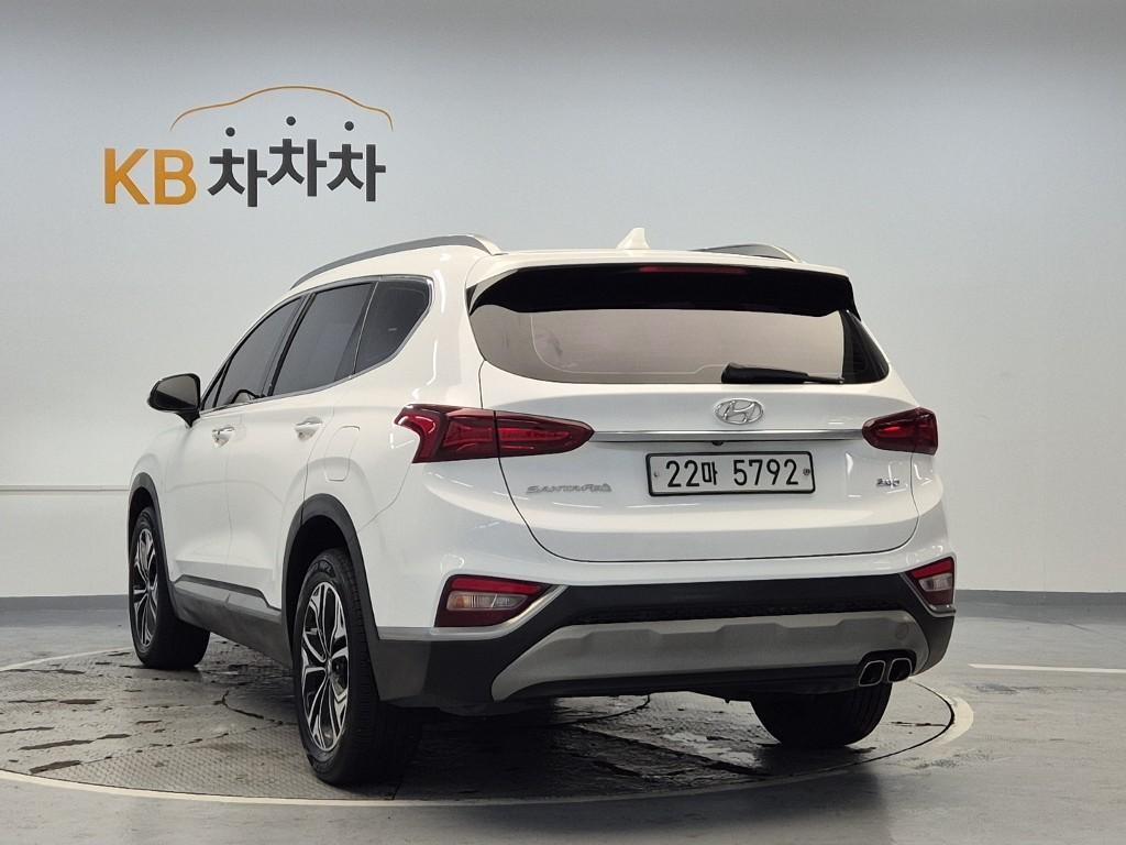 HYUNDAI Santa Fe - Vista 2