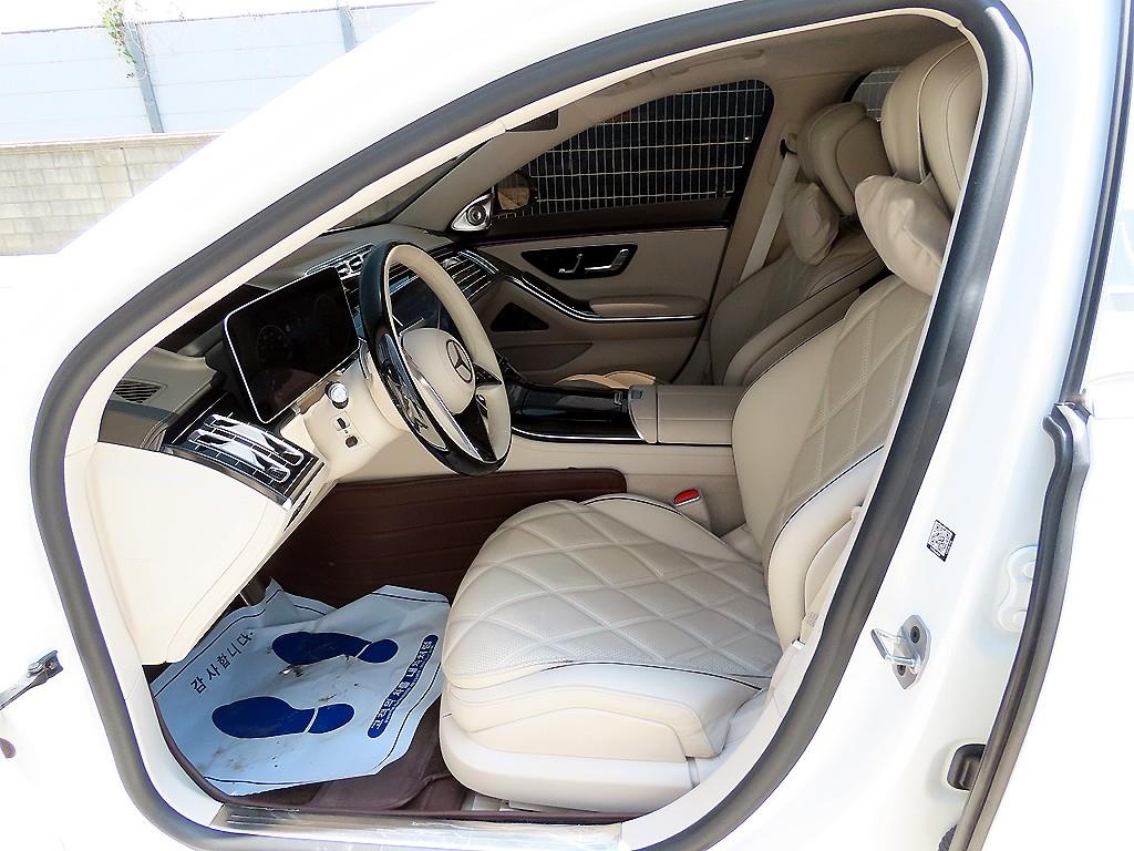 Mercedes Benz S Class - Vista 5