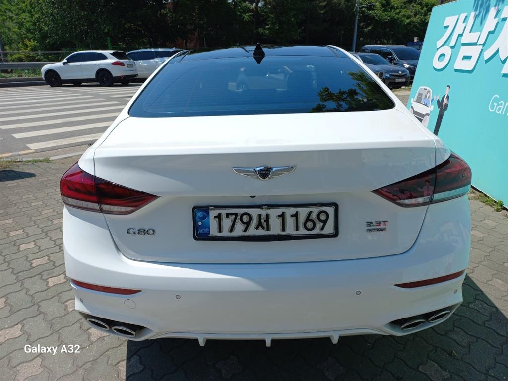 Genesis G80 - Vista 3